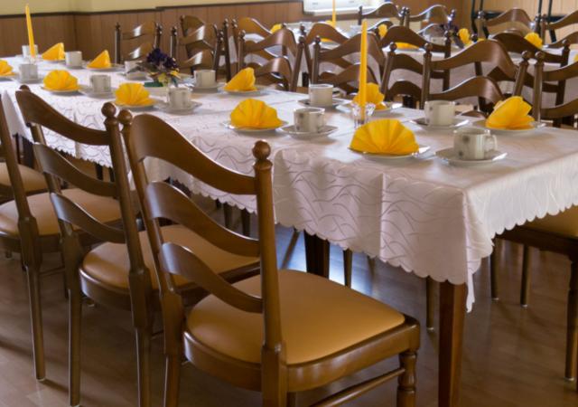 Wir versuchen Ihre individuellen Wünsche zu erfüllen und alle Möglichkeiten für Sie auszuschöpfen, einen ganz besonderen Tag gemeinsam mit Ihnen zu gestalten.